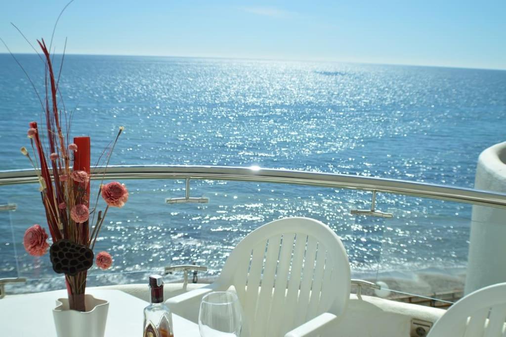 Apartment Primera Linea De Playa Calahonda Mijas